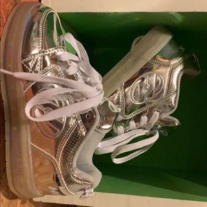 Silver / Chrome Heelys Premium Lights